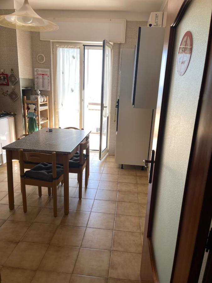 La Finestra Sul Mare Apartment Giovinazzo Luaran gambar